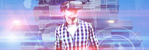 Junger Mann Mit Virtual Reality Brille Gegen Zusammengesetztes Bild Der — Stockfoto