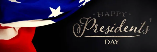 Feliz Dia Dos Presidentes Contra Bandeira Americana Contra Fundo Negro — Fotografia de Stock