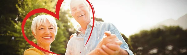 Cuore Contro Coppia Anziana Che Balla Nel Parco — Foto Stock