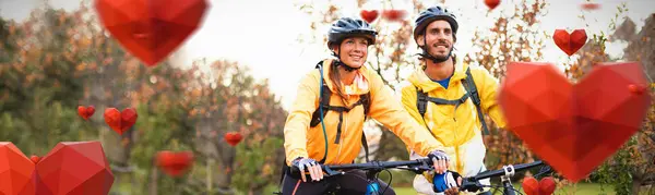 Corazón Rojo Con Fondo Blanco Contra Ciclismo Pareja Motorista — Foto de Stock