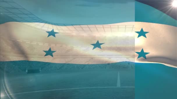 Mavi Güneşli Gökyüzünde Dalgalanan Honduras Bayrağı — Stok video
