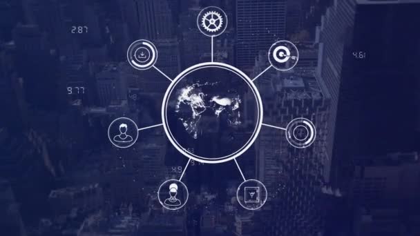 蓝色视频的数字合成显示旋转的动画地球与网络连接与城市景观的意志与摩天大楼 — 图库视频影像