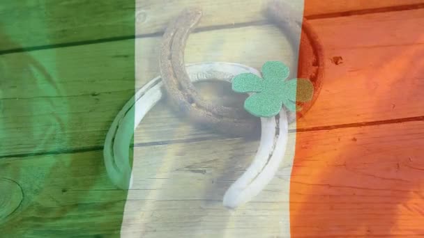 Composite Numérique Drapeau National Irlande Généré Numériquement Contre Les Fers — Video