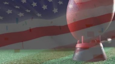 Yakın çekim animasyon arka plan üzerinde sallayarak Amerika Birleşik Devletleri bayrağı ile topu tekmeleme Amerikan futbolu oyuncusu 