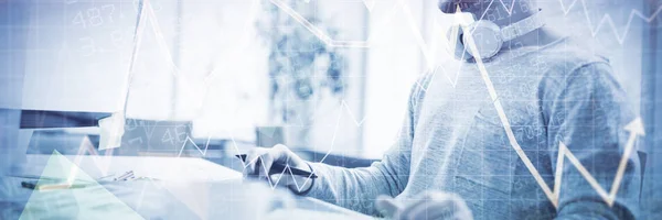 Stocks Shares Smiling Businessman Working Computer Office — Stock Photo, Image