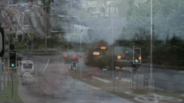 Trafik Işıkları Önünde Bekleyen Araçların Trafik Sıkışıklığı Şehir Arka Plan — Stok video