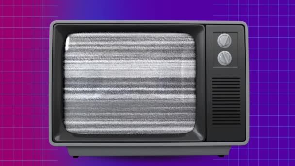 ヴィンテージの背景に紫色の画面を示すレトロテレビのデジタルコンポジット — ストック動画