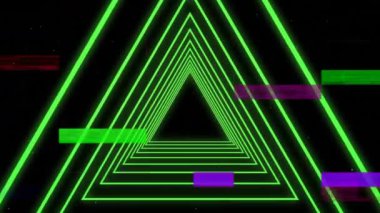 Yeşil üçgen siyah renkli şifreli Tv arka plan ile karşı dijital animasyon