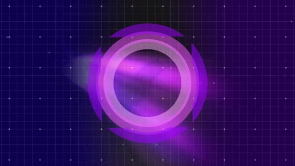 影の角度を形成上記正方形の円のデジタル合成 そこデジタル回廊の重ね合わせで移動します 背景は紫グリッドとライト ポイントです — ストック動画