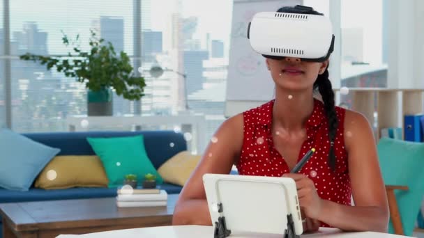 Compuesto Digital Mujer Joven Con Auriculares Realidad Virtual Sentado Sala — Vídeos de Stock