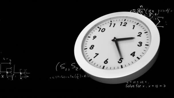 Digital Generierte Animation Der Tickenden Weißen Uhr Während Mathematische Gleichungen — Stockvideo