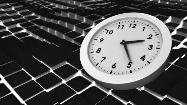 移動正方形パターンの背景に対して迅速に手を動かしてデジタル生成された白い時計 — ストック動画