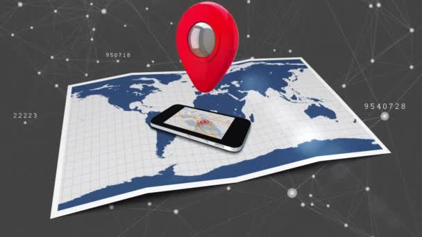 Цифровая Иконка Карты Вращается Над Сотовым Телефоном Помещенным Поверх Бумажной — стоковое видео