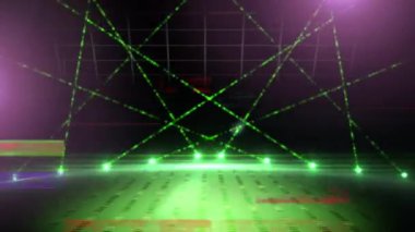 Sıralı harekette yeşil lazer ışıklarının tam görünümü