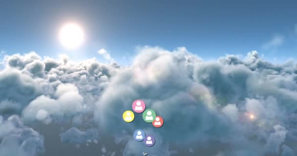 Animación Los Iconos Seguir Volando Hacia Arriba Con Cielo Nublado — Vídeos de Stock