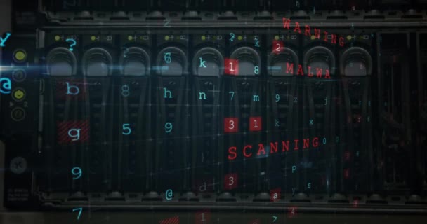 Nahaufnahme Eines Netzwerkservers Mit Beweglicher Datenverschlüsselung Vordergrund Und Phrasen Die — Stockvideo