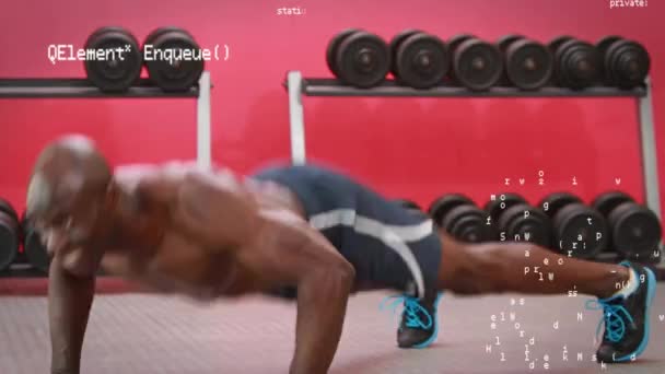 Compuesto Digital Hombre Calvo Afroamericano Haciendo Flexiones Gimnasio Mientras Que — Vídeos de Stock