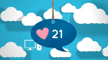 Bulutlar arka planda teknoloji simgeleri asılı görünürken artan sayıda bir mesaj kabarcık simgesi bir kalp dijital animasyon