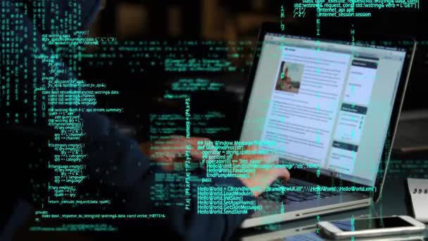 Composto Digital Homem Caucasiano Usando Laptop Enquanto Códigos Programa Movem — Vídeo de Stock