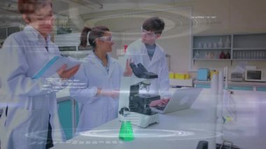 Mikroskopa bakan Kafkas kadın bilim adamlarının dijital bileşimi ve deneyi laboratuvarda belgeleyen Kafkas erkek bilim adamları. Etiketler ve Dna sarlis ön planda görülür