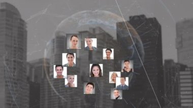 Bir şehir manzarası arka planda genişleyen ve daralma profil fotoğrafları ile bir kürenin dijital kompozit