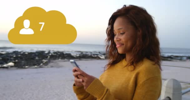 Close African American Woman Standing Elevated Sidewalk Overlooking Beach She — Stock Video