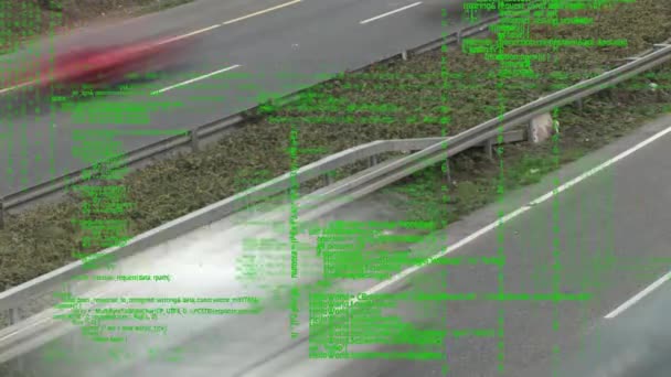 当汽车经过时 高道的时差的数字复合显示程序代码移动 — 图库视频影像