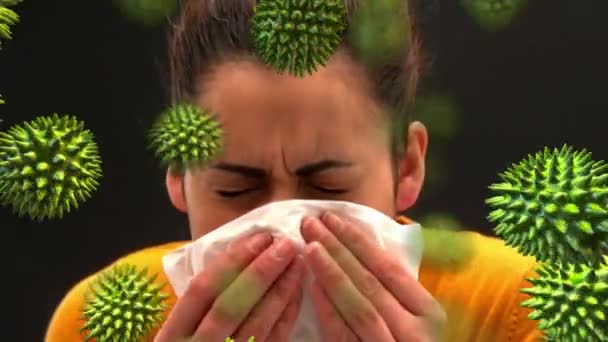 一个中年混血女人打喷嚏 绿色花粉颗粒朝她脸上移动的特写镜头的数字合成 — 图库视频影像