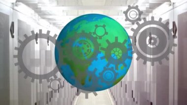 Bir sunucu odasının bozuk koridor görünümünde dönen dünyanın ve gri endüstriyel dişlilerin dijital animasyonu arka plan olarak