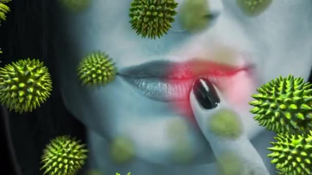 Nahaufnahme Des Mundes Einer Frau Graustufen Mit Grünen Pollenkörnern Die — Stockvideo
