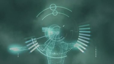 Hareketli bir kamera lensi odağının kollar uzatılmış dönen insan hologramı ile dijital animasyonu