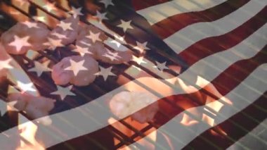 Karides ızgara dijital kompozit ve ön planda feragat bir Amerikan bayrağı
