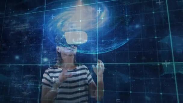 Digitalkomposit Einer Frau Mit Virtual Reality Headset Mit Blick Auf — Stockvideo