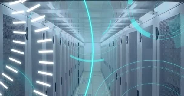 Digital Animation Futuristiska Cirklar Flyttar Runt Bakgrund Korridor Server Towers — Stockvideo