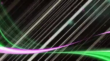 Mor ve yeşil ışıklar ile ekranda hareketli tek renkli diyagonal çizgiler dijital animasyon