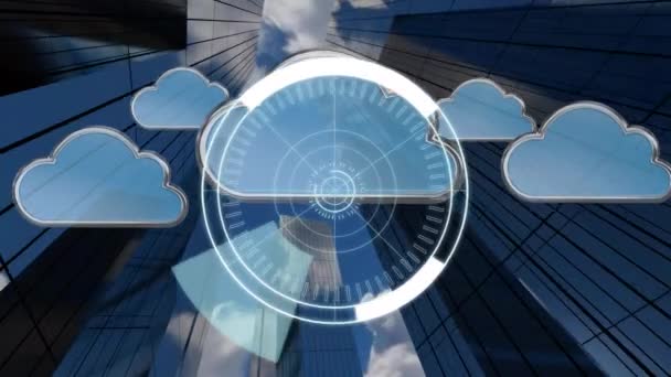 Dijital Bulutlar Binalar Arka Plan Ile Etrafında Hareketli Futuristik Çevrelerin — Stok video