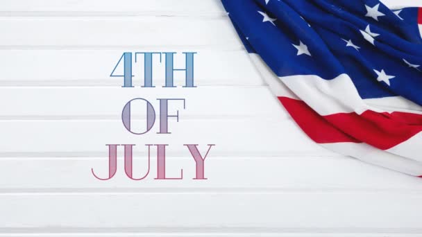 Digitális Animáció Július Szöveg Zoom Képernyőn Amerikai Zászló Fehér Falon — Stock videók