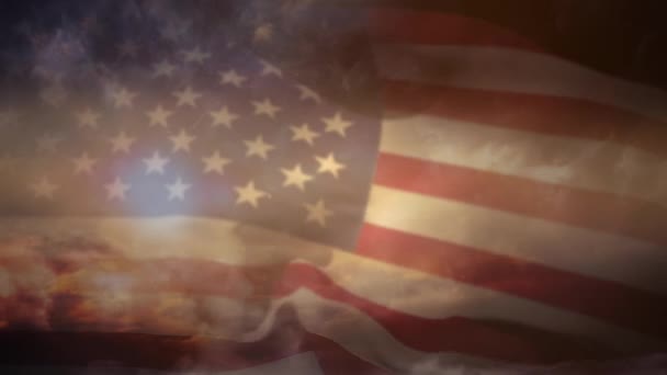 Digitale Animatie Van Amerikaanse Vlag Zwaaiende Met Achtergrond Van Hemel — Stockvideo