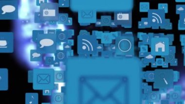 Ekranda düzenlenmiş mavi kareler farklı online ve uygulama simgeleri dijital animasyon. Koyu arka plan, program kodlarını ve hareketli Parlayan ışıkları gösterir.