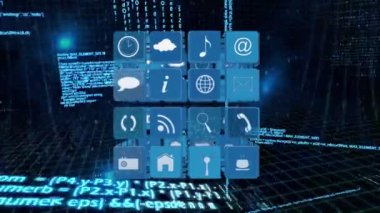 Dönen bir küp üzerindeki internet simgelerinin dijital animasyonu. Program kodları arka planda farklı yönlerde çalışıyor.