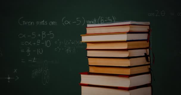 Composite Numérique Tas Livres Tandis Que Les Équations Mathématiques Les — Video