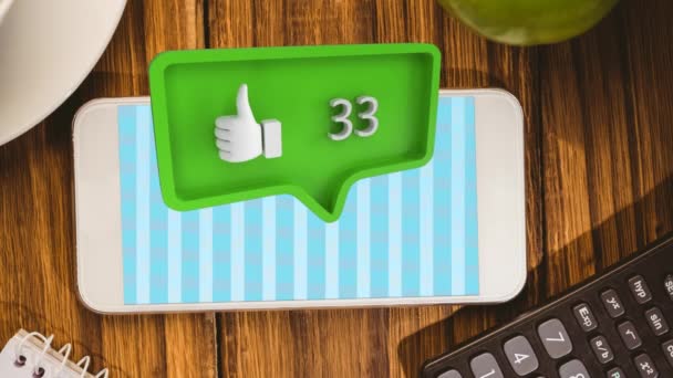 Digitální Složený Dřevěný Stůl Mobilním Telefonem Zelenou Bublinou Ikonou Vzrůstajícím — Stock video