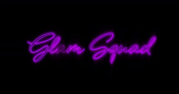 Animatie Van Opkomende Paarse Glam Squad Neon Billboard Tegen Zwarte — Stockvideo