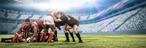 Rugby Joueur Scrum Contre Football Sur Terrain Dans Stade — Photo