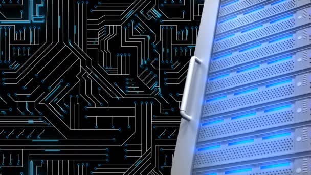 电路板前计算机服务器机架的动画 发光的蓝光轨迹穿过它 — 图库视频影像