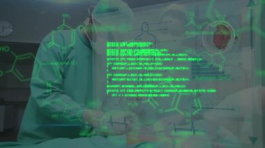 Bir ameliyathanede ameliyat yapan iki cerrahın canlandırması, biri belden yukarı, diğeri orta kısımda, parlayan yeşil veriler ve diyagramlar ön planda hareket ederken görülüyor.