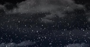 Karanlık Fırtınalı Gökyüzü'nün karanlık animasyonu yağmur ve bulutlarla kopya alanı 4k