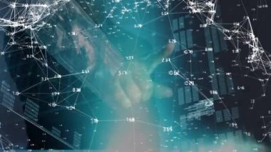 Arka planda dokunan ve kaydırma olan bir kişiyle bağlantı ağının ve veri işleme ağının animasyonu