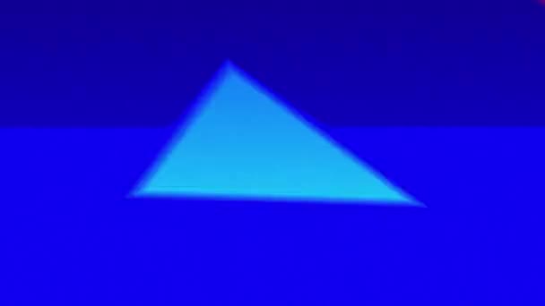 Mavi Yüzen Küpler Ile Koyu Mavi Arka Plan Üzerinde Görünen — Stok video
