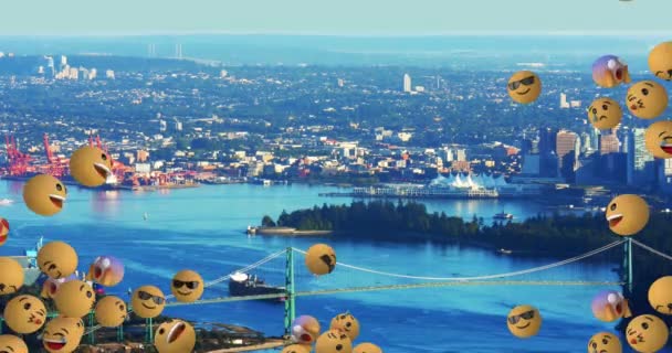 Animatie Van Emoji Iconen Vliegen Cityscape Blue Sky — Stockvideo